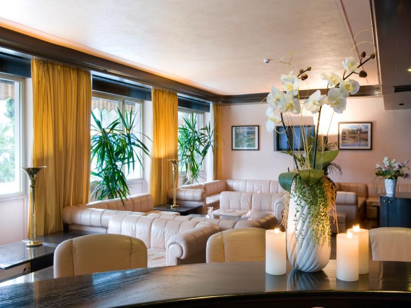 Hotel Drago ブレンゾーネ エクステリア 写真